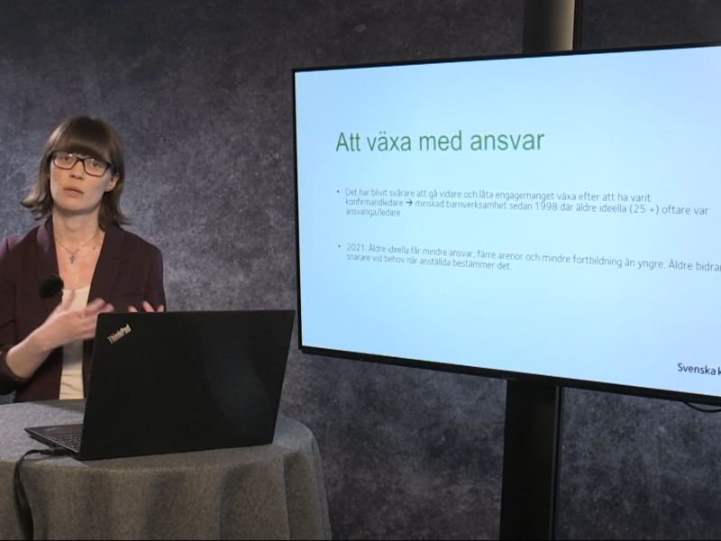Sara Fransson presenterar &rdquo;Av fri vilja p&aring; fri tid&rdquo;